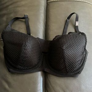 New Victoria’s Secret Black Bra 36DD